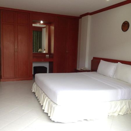 Lotus House Praia de Jomtien Exterior foto