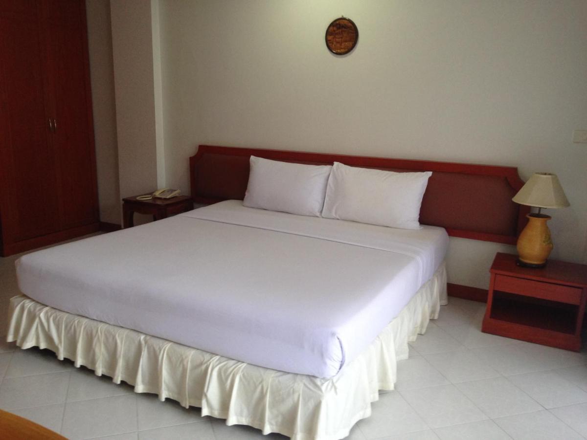 Lotus House Praia de Jomtien Exterior foto